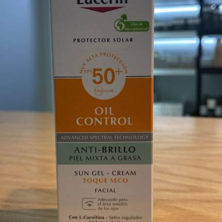 EUCERIN OIL CONTROL FPS50+